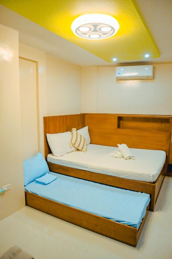 Youhan Beach Resort Сан Антонио Екстериор снимка