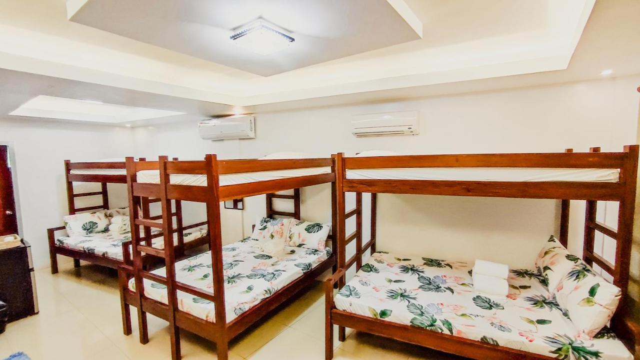 Youhan Beach Resort Сан Антонио Екстериор снимка