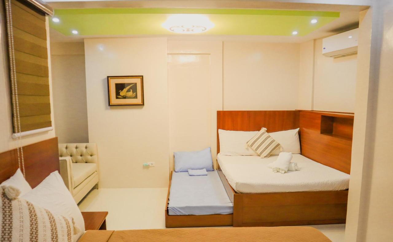 Youhan Beach Resort Сан Антонио Екстериор снимка