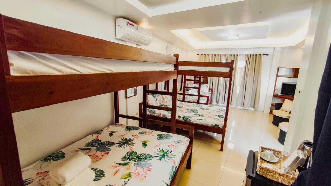 Youhan Beach Resort Сан Антонио Екстериор снимка