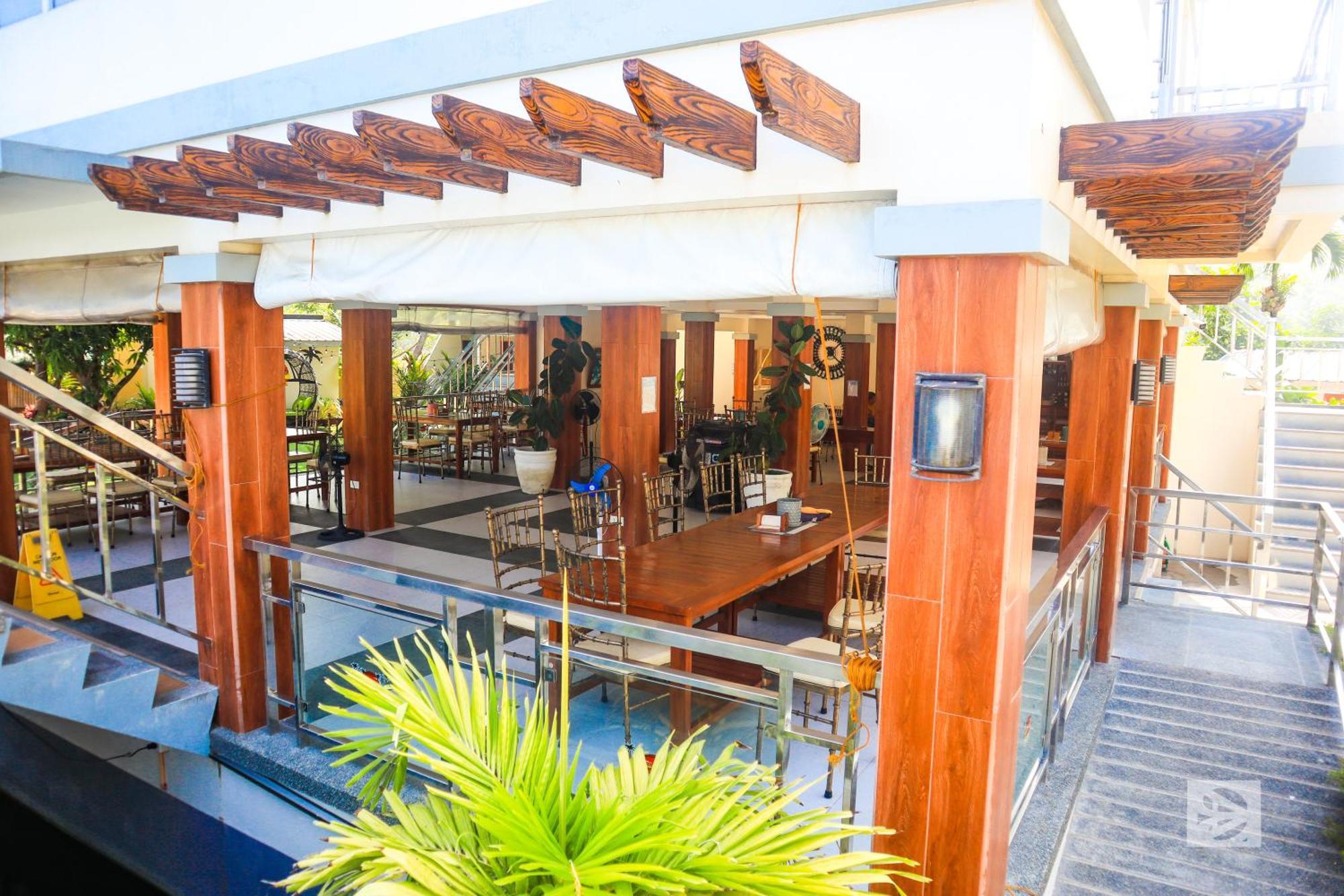 Youhan Beach Resort Сан Антонио Екстериор снимка